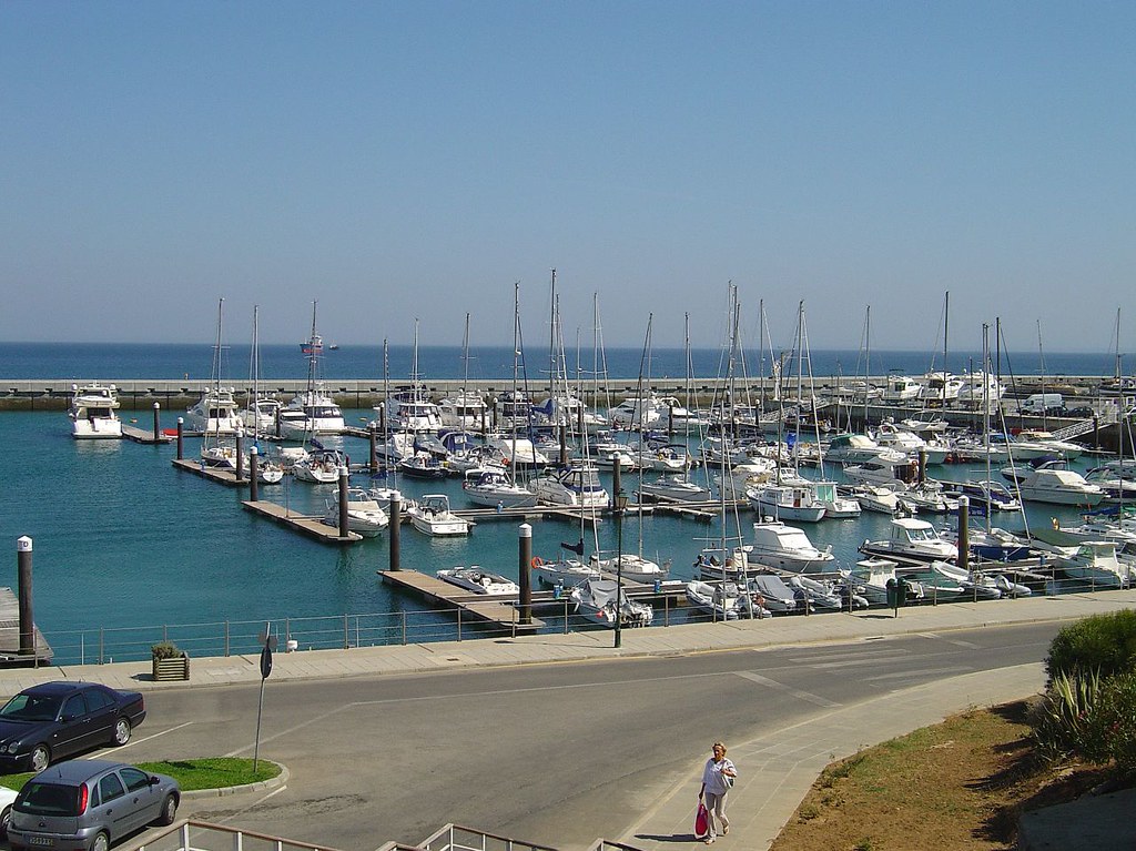 4 Days In Lisbon: The Charming Itinerary Guide 25 Cascais Marina