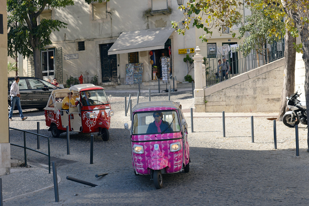 Avenida da Liberdade: What to See and Do 3 Tuk-tuk-Lisbon