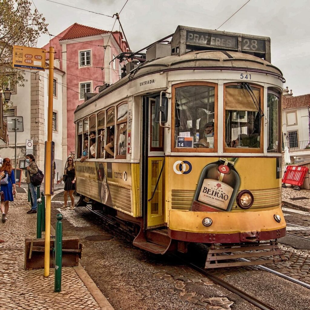 lisbon tram 28
