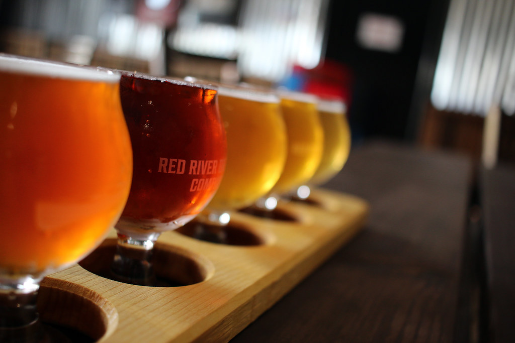 13 Best Bars for Solo Travellers Lisbon: A Traveller Guide 5 Craft-Beer-Lisbon