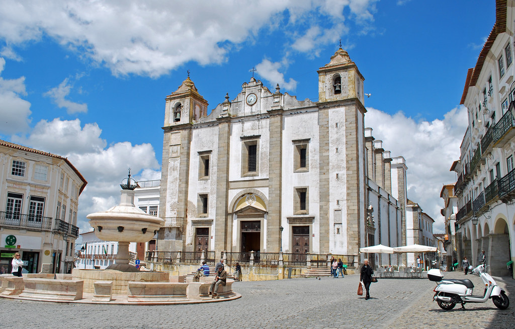 12 Best Day Trips From Lisbon 11 Evora from Lisbon