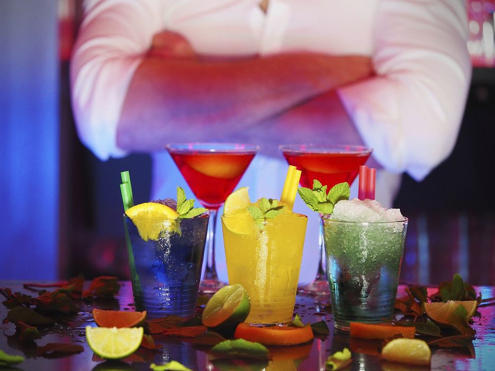 13 Best Bars for Solo Travellers Lisbon: A Traveller Guide 2 Lisbon Solo Travel Bars
