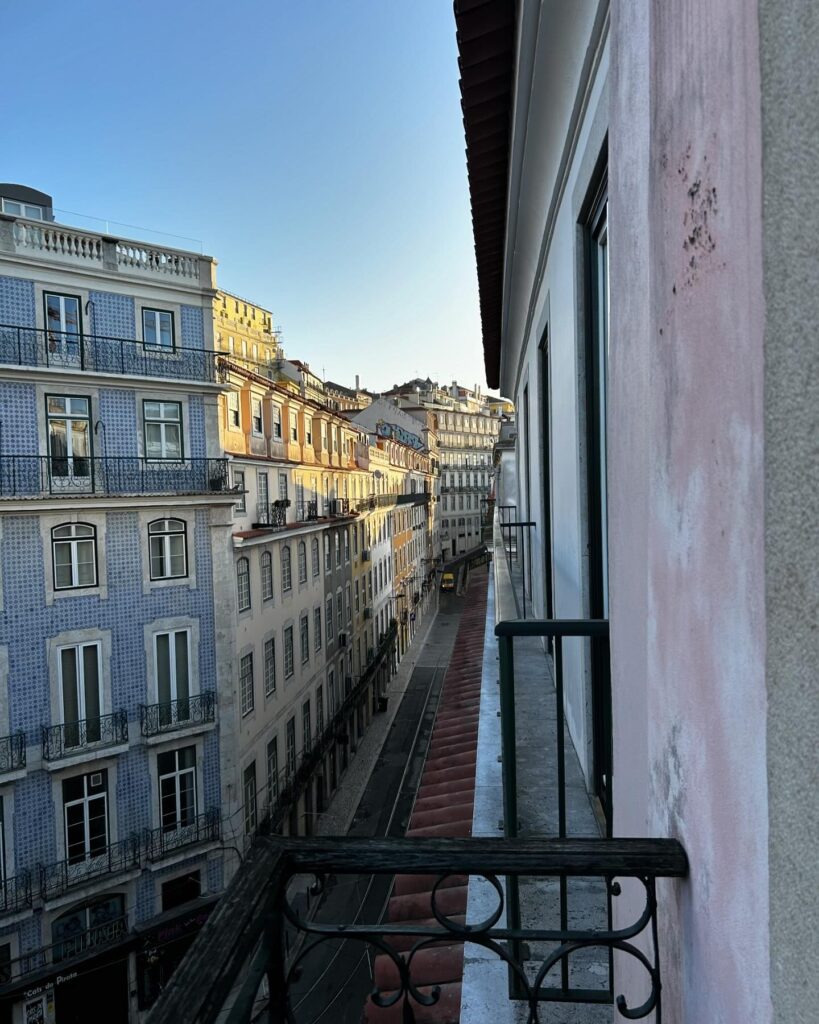Lisbon in March: 10 Things To Do (Spring is Here) 10 Weather in Lisbon in March