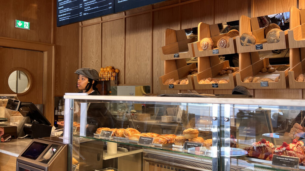 bread-and-friends-lisbon