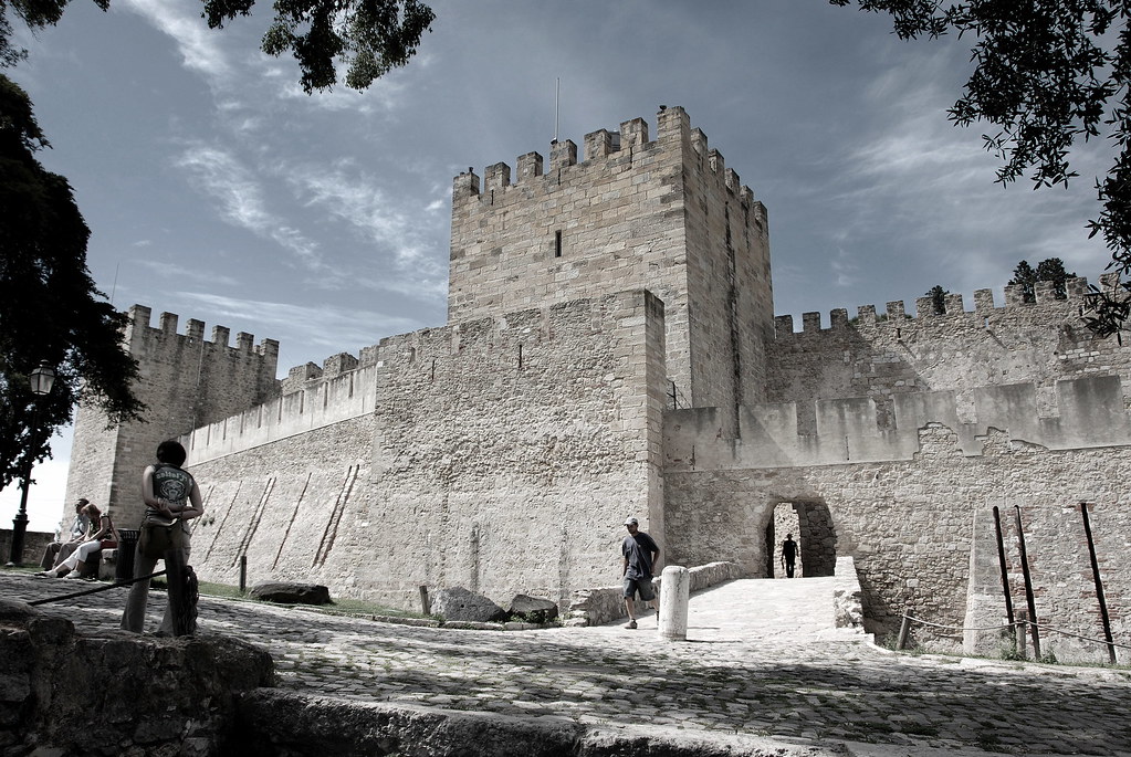 São Jorge Castle Lisbon: Directions & Ticket Prices Guide 8 Lisbon-Castle-of-Sao-Jorge