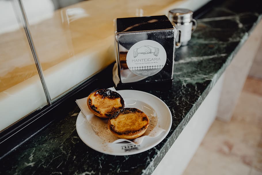 Spending a Week in Lisbon: Ultimate 7-Day Guide to Lisbon 6 Manteigaria pasteis de nata