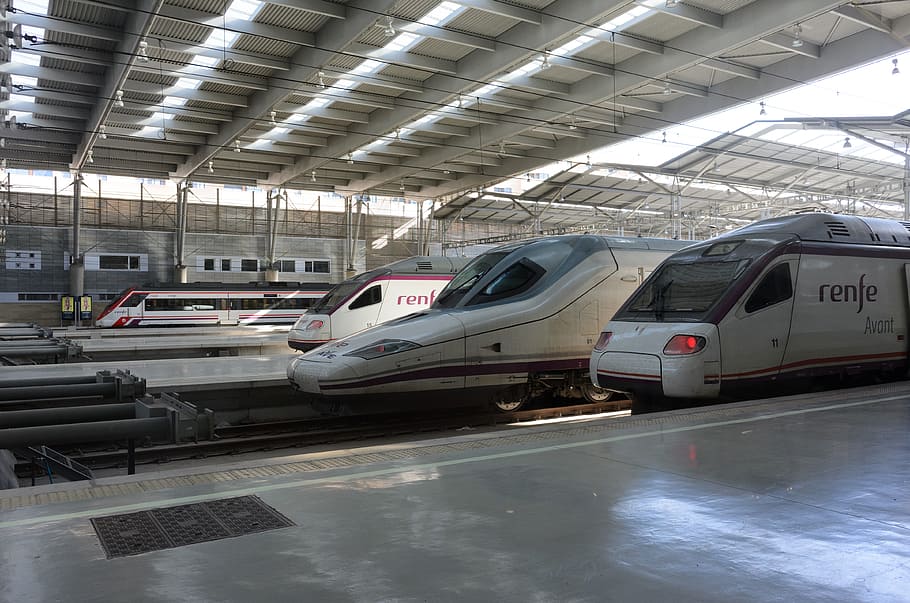 Lisbon Airport to Sintra: Full Transportation Guide 4 Train-to-Lisbon