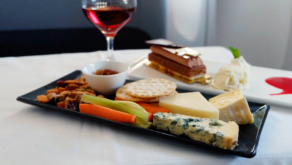 cheese-redwine-romance