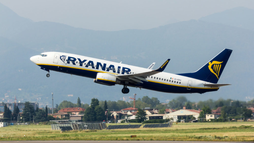 Low Cost Flights Ryanair to Lisbon