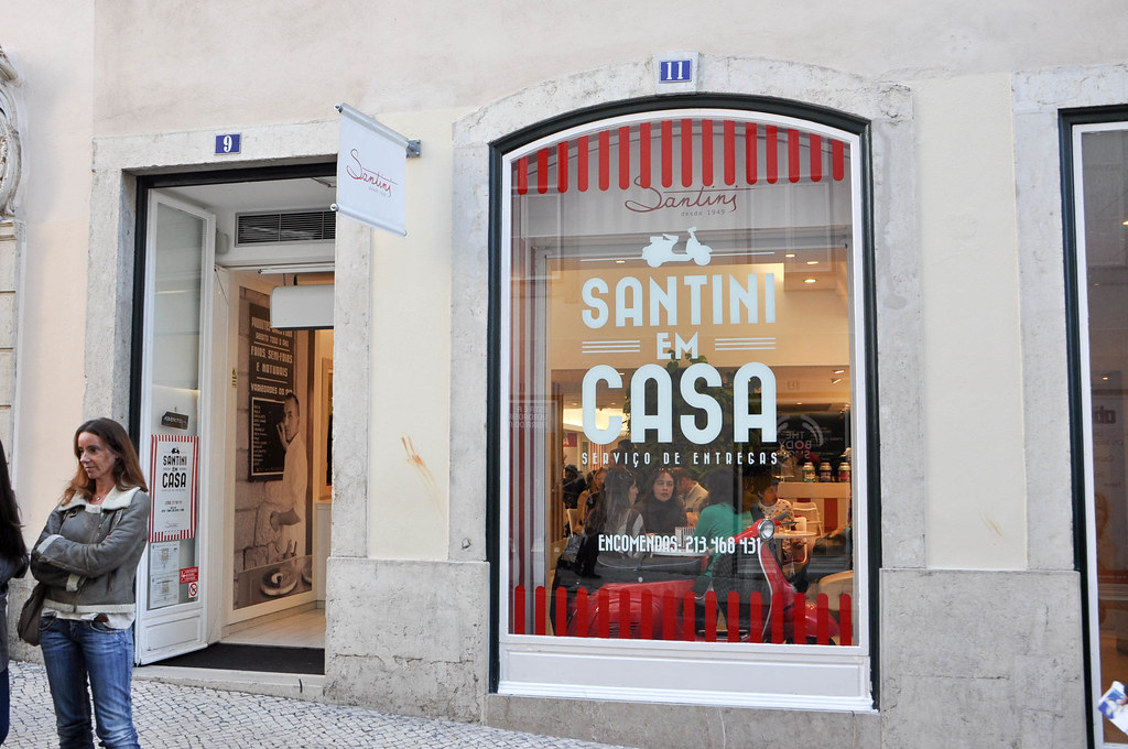 40 Fun Things to Do in Lisbon (No. 25 is my favorite) 24 Santini Ice Cream Lisbon