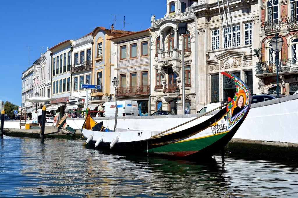 15 Places to Visit Near Lisbon 17 Aveiro