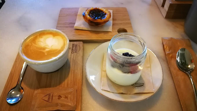 Avenida da Liberdade: What to See and Do 16 Delta-The-Coffee-House