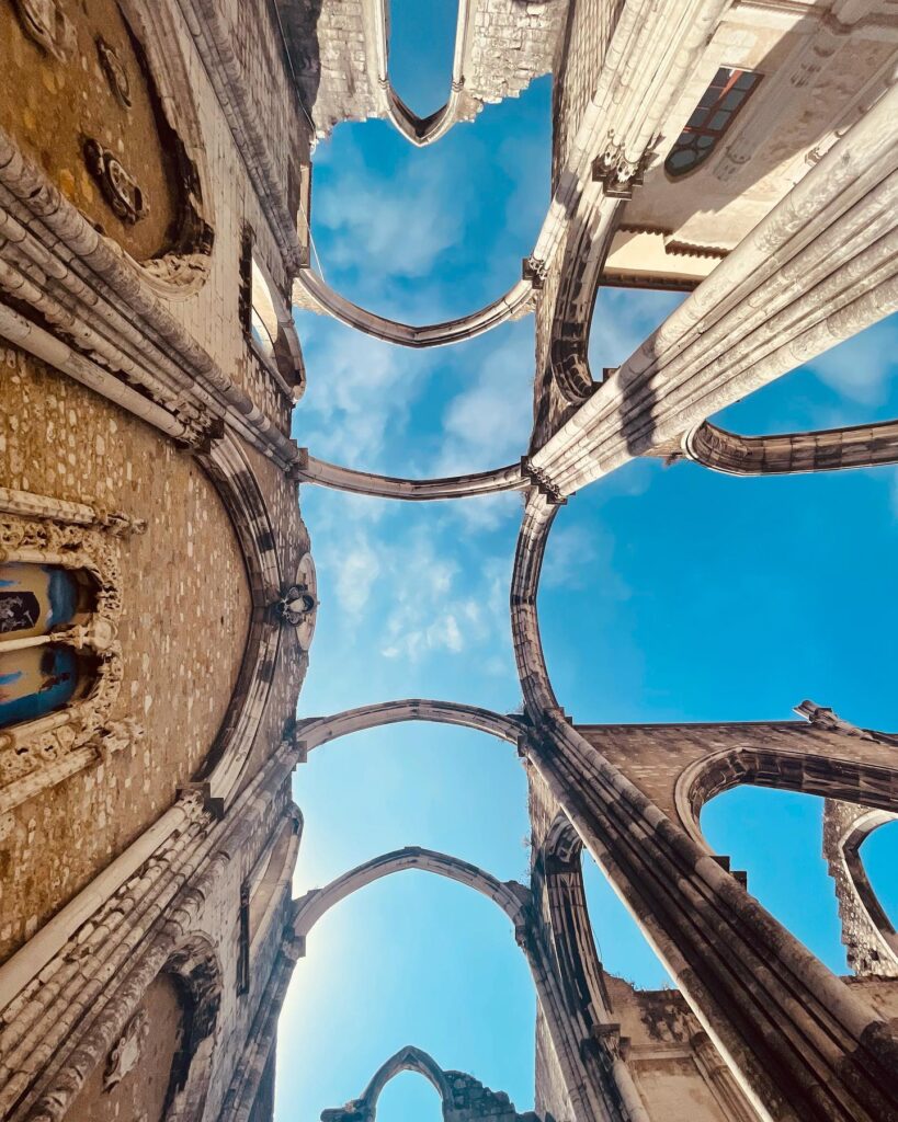 carmo convent roof