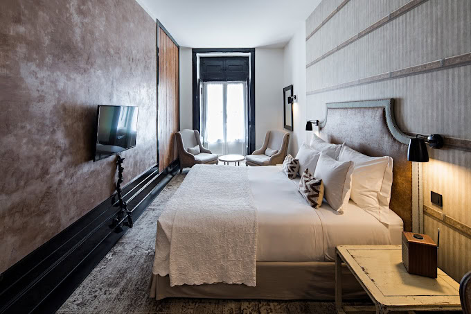 20 Best Hotels in Lisbon for Every Budget & Style 12 AlmaLusa-Baixa-Chiado