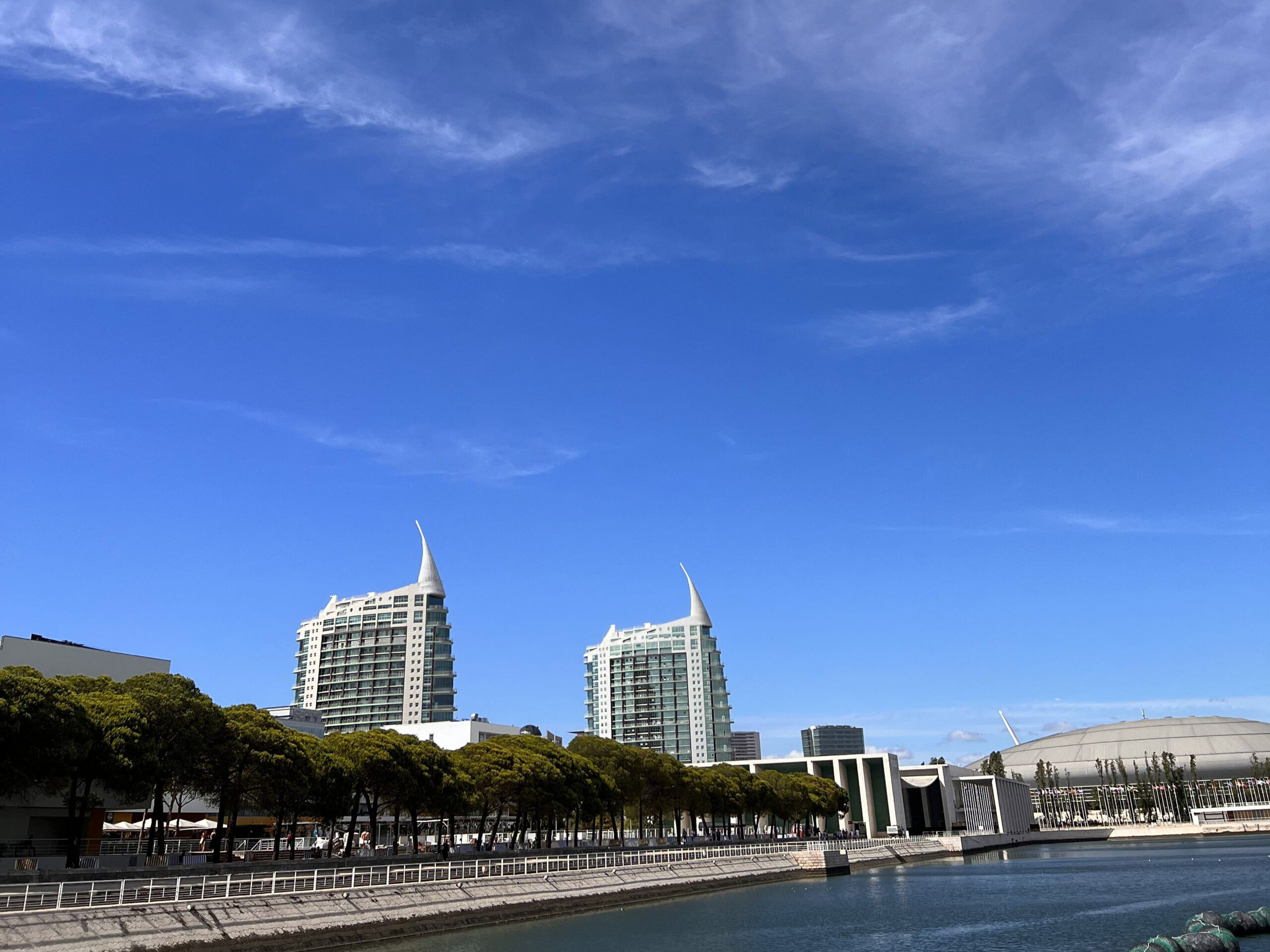 13 Best Picnic Places in Lisbon: Family & Couple-Friendly 5 Parque_das_Nacoes