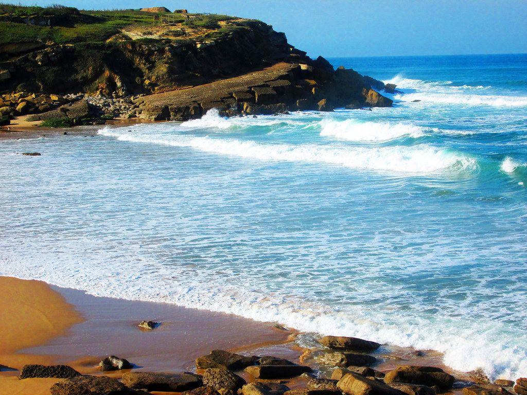 12 Things to Do in Sintra: Tourist Guide 7 Praia-das-Macas-Beach