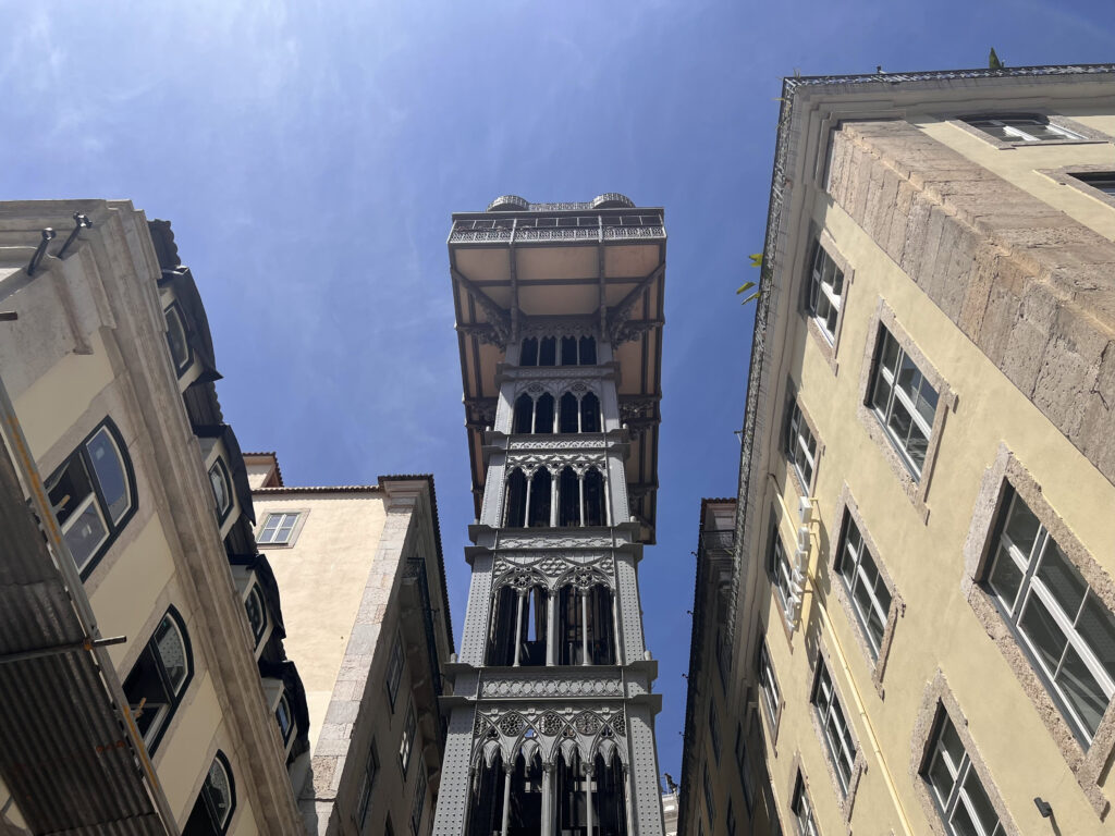 Rossio Square in Lisbon 8 santa_justa_lift