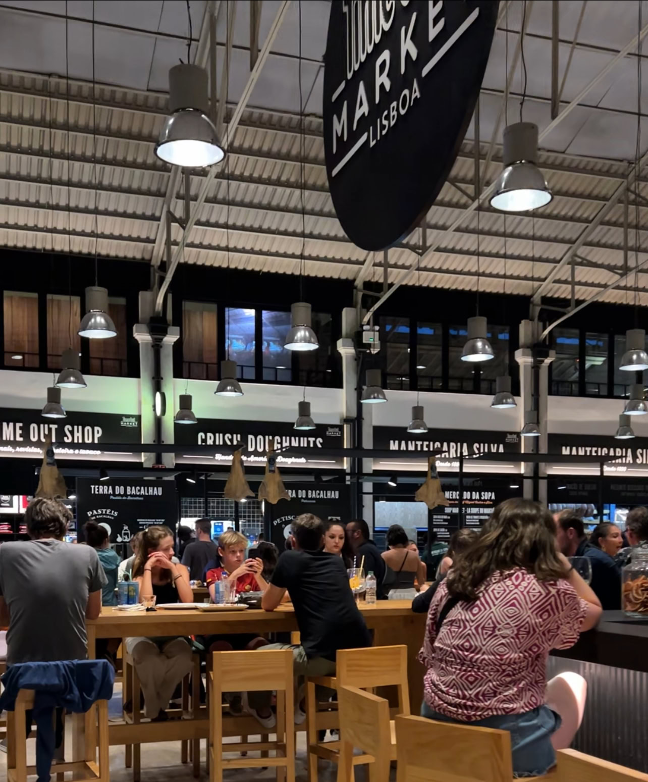 4 Days In Lisbon: The Charming Itinerary Guide 11 timeout-market