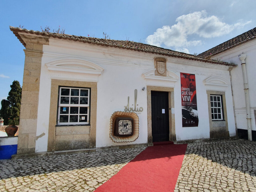 Lisbon to Obidos: How To Get There 13 Camara_Municipal_e_Cadeia_de_Obidos_01