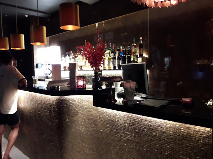 Estrela Lisbon: A Quiet Neighborhood (Travel Guide) 23 Olissipo-Sauna-Lisbon