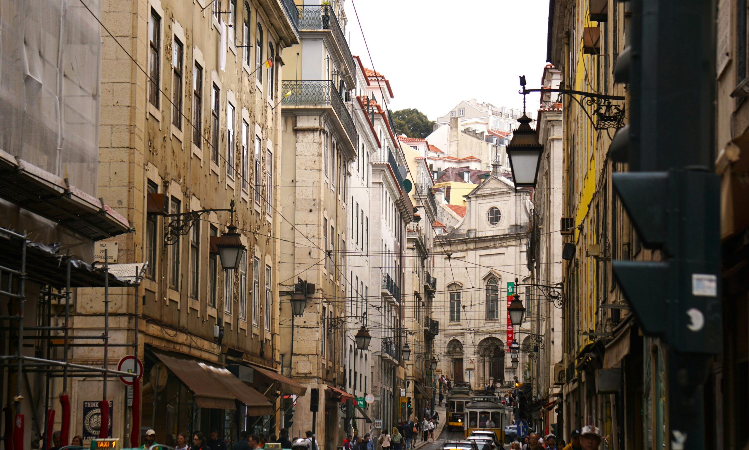 3 Self-Guided Walking Tours in Lisbon 4 Self-Guided Walking Tour Lisbon