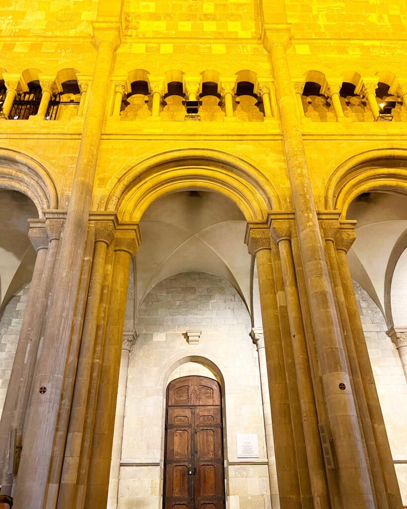 Lisbon Cathedral - Sé de Lisboa - Travel Guide 4 Cathedral in Lisbon