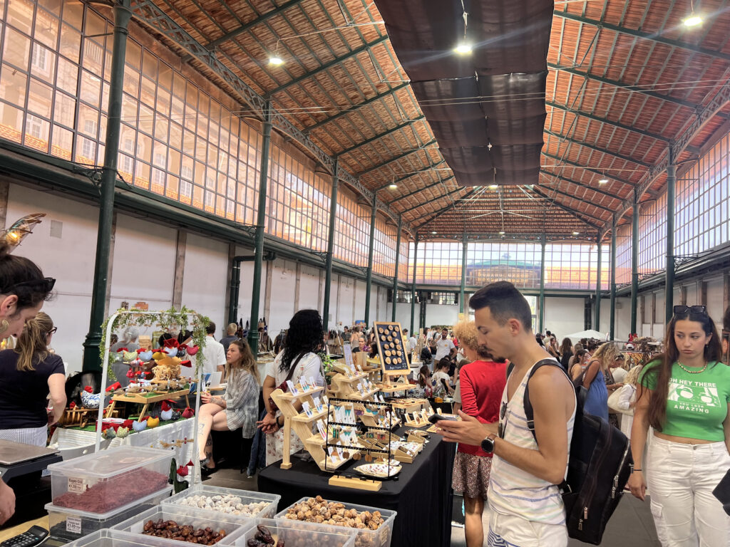 Feira da Ladra: Lisbon's Flea Market (Insider Tips) 9 Food Market