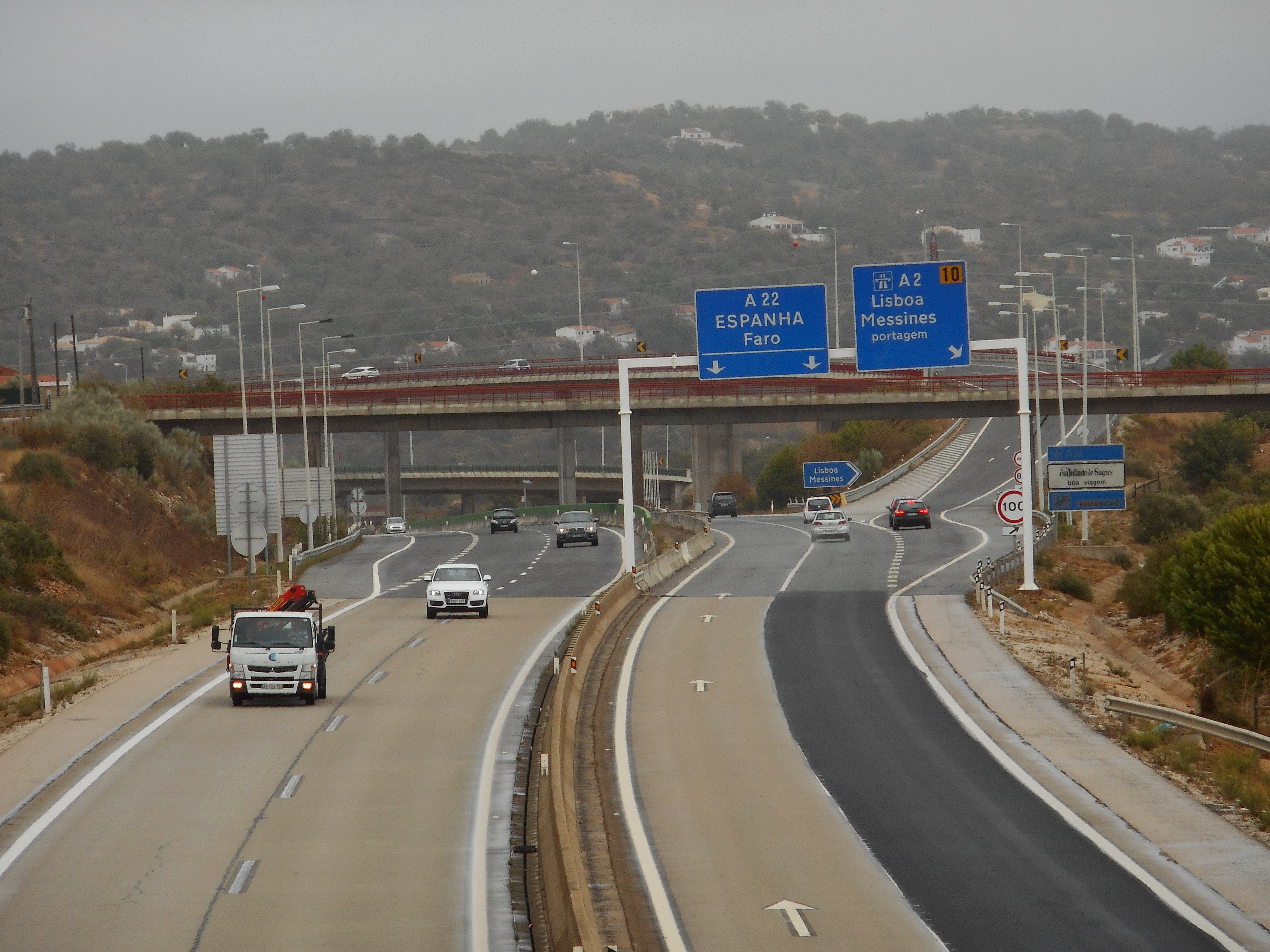 Driving in Lisbon: Tips, Best Routes, Avoid the Chaos 13 Motorway Toll road near Paderne