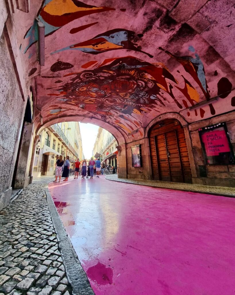 Cais do Sodré Lisbon (A Nice Area During the Day) 4 pink street lisbon