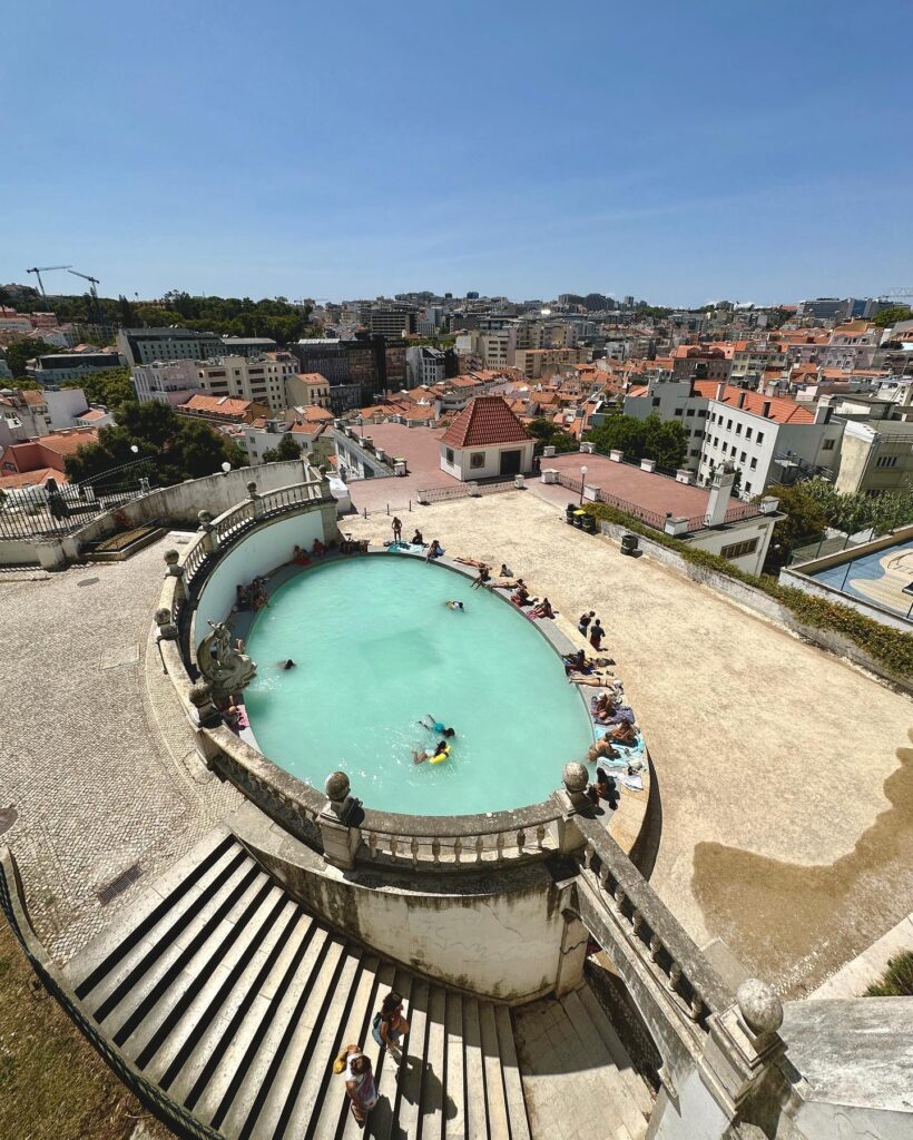 Jardim do Torel: Beautiful Garden and Viewpoint in Lisbon 2 jardim to torel pool