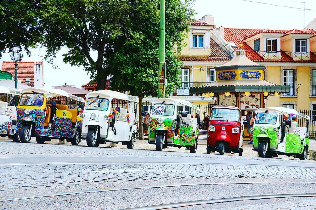 lisbon tuk tuk